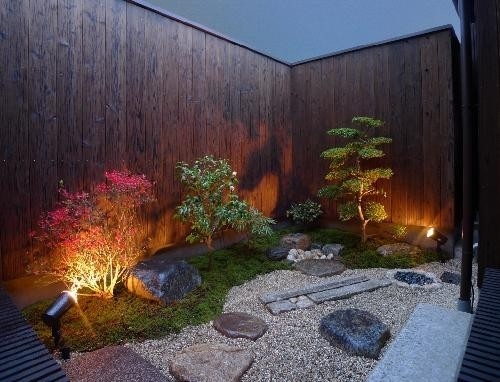 Jardim Zen a noite Suvaco
