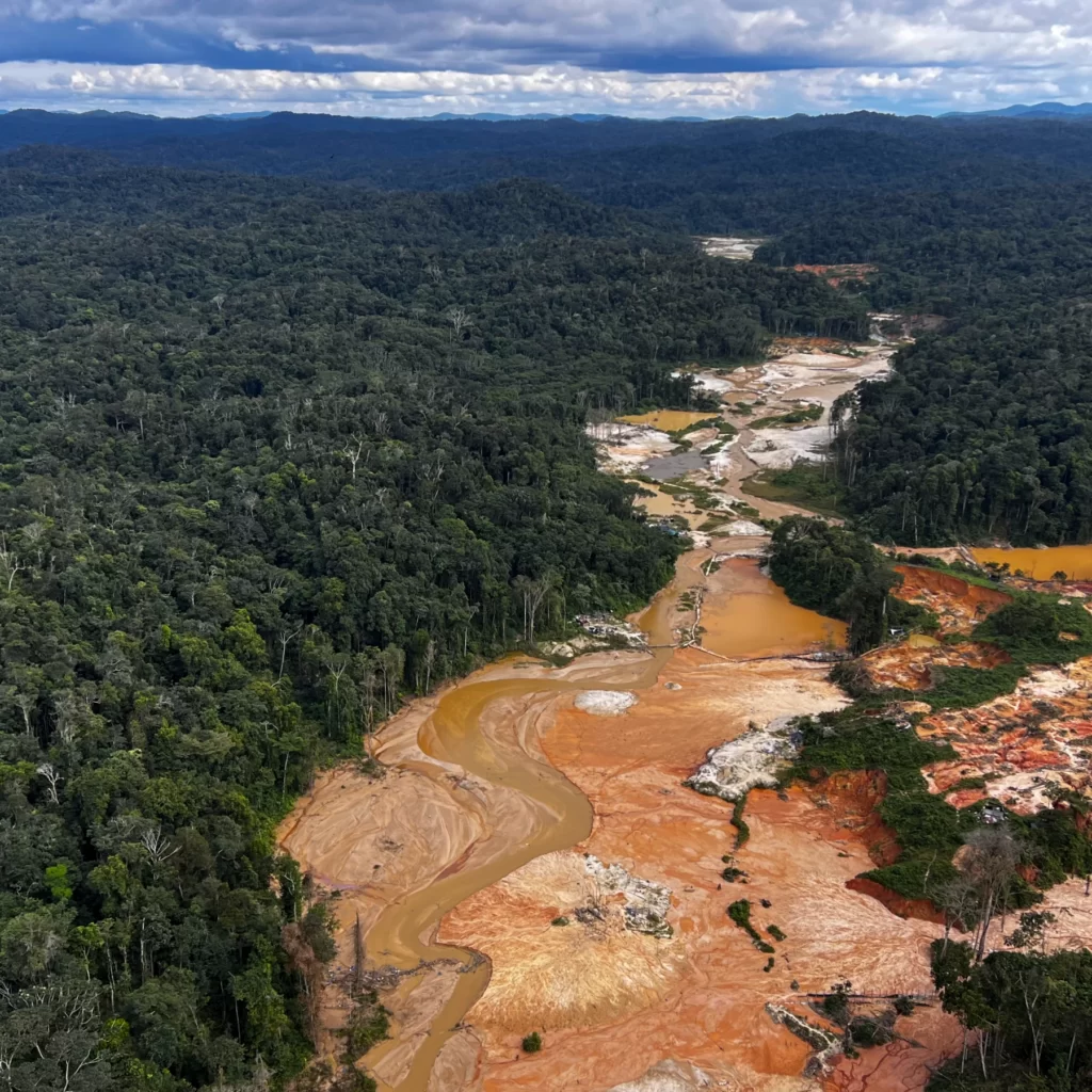 área de garimpo ilegal na Amazônia